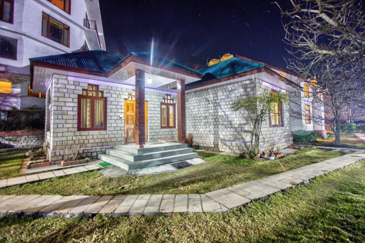 Nature House Villa Manāli Екстериор снимка