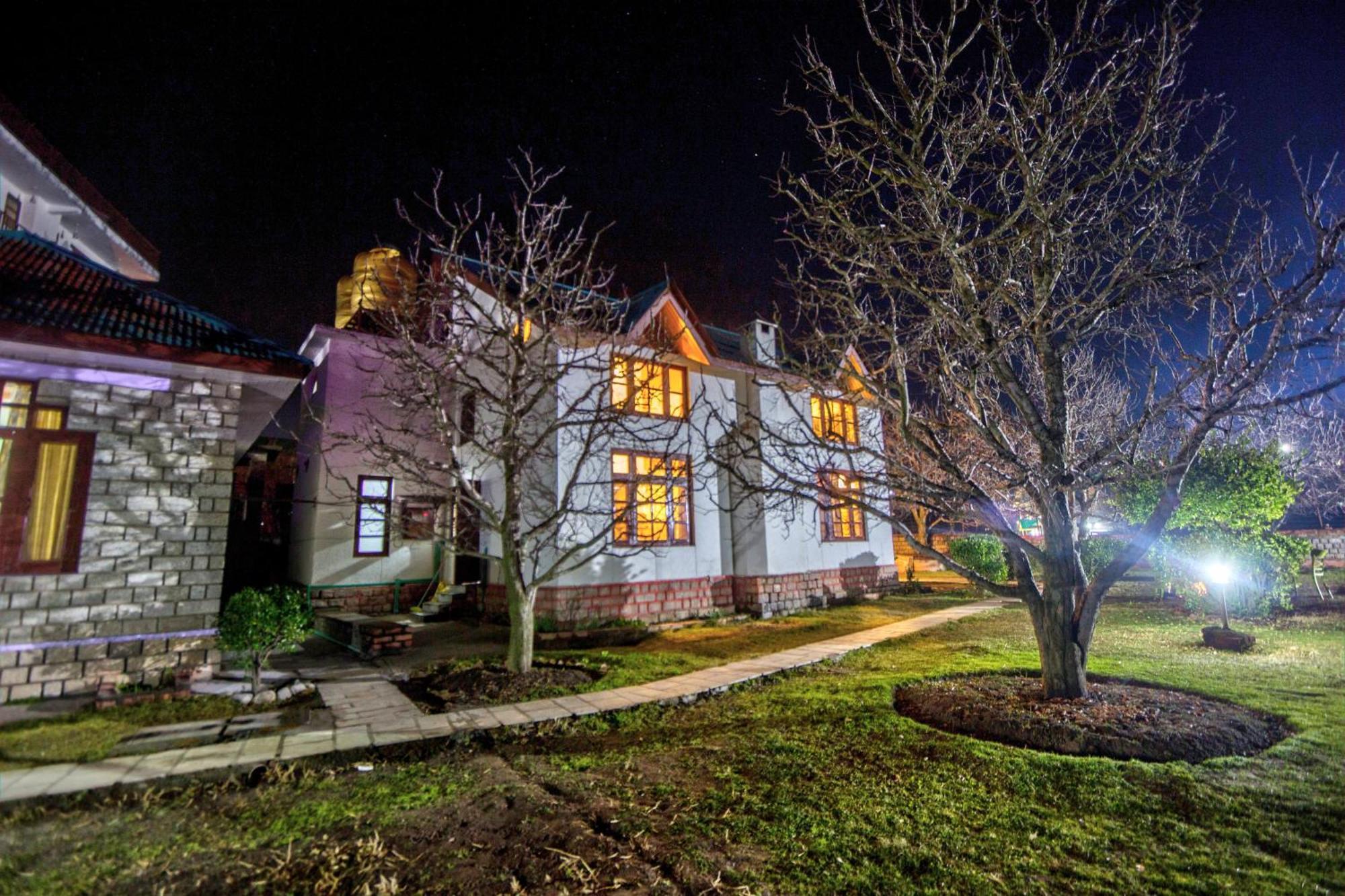 Nature House Villa Manāli Екстериор снимка